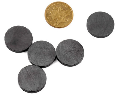 comprare Alti forti magneti magnetici del disco della ferrite D15.2xD3.2x6 per Google Carboard/frigorifero online manufacture