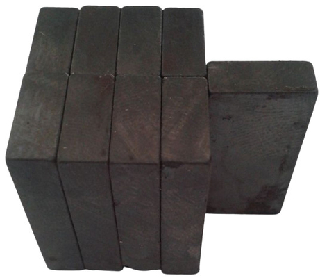 comprare Magnete industriale su ordinazione della ferrite di rettangolo del blocchetto di dimensione Y33 per multiuso online manufacture