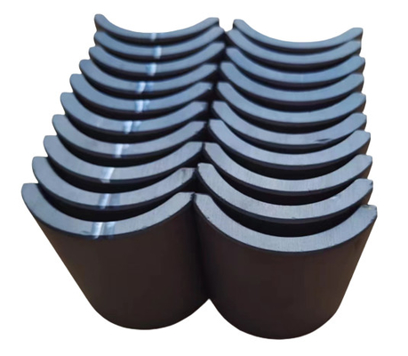 comprare La grande ferrite dura Y33 elettrico classifica i motori del magnete 190W di R35.5xr28.2x61x80mm online manufacture