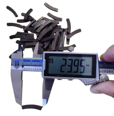 comprare Magneti a segmento di arco di neodimio N45 a forma personalizzata R39.96*r35.56*2.44*4.4m per la taglio di matrici online manufacture