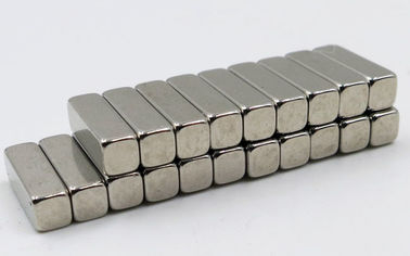 comprare Applicazione industriale e magnete composito di NdFeB del neodimio di barra di sezione online manufacture