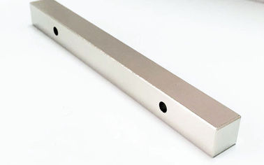 comprare Magneti industriali lunghi del neodimio di N52 N50 per i generatori/motori con i fori online manufacture
