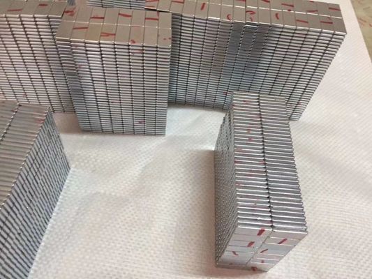 comprare 12000 anticorrosivi eccellenti di barra di sezione del magnete del neodimio di gauss forti online manufacture